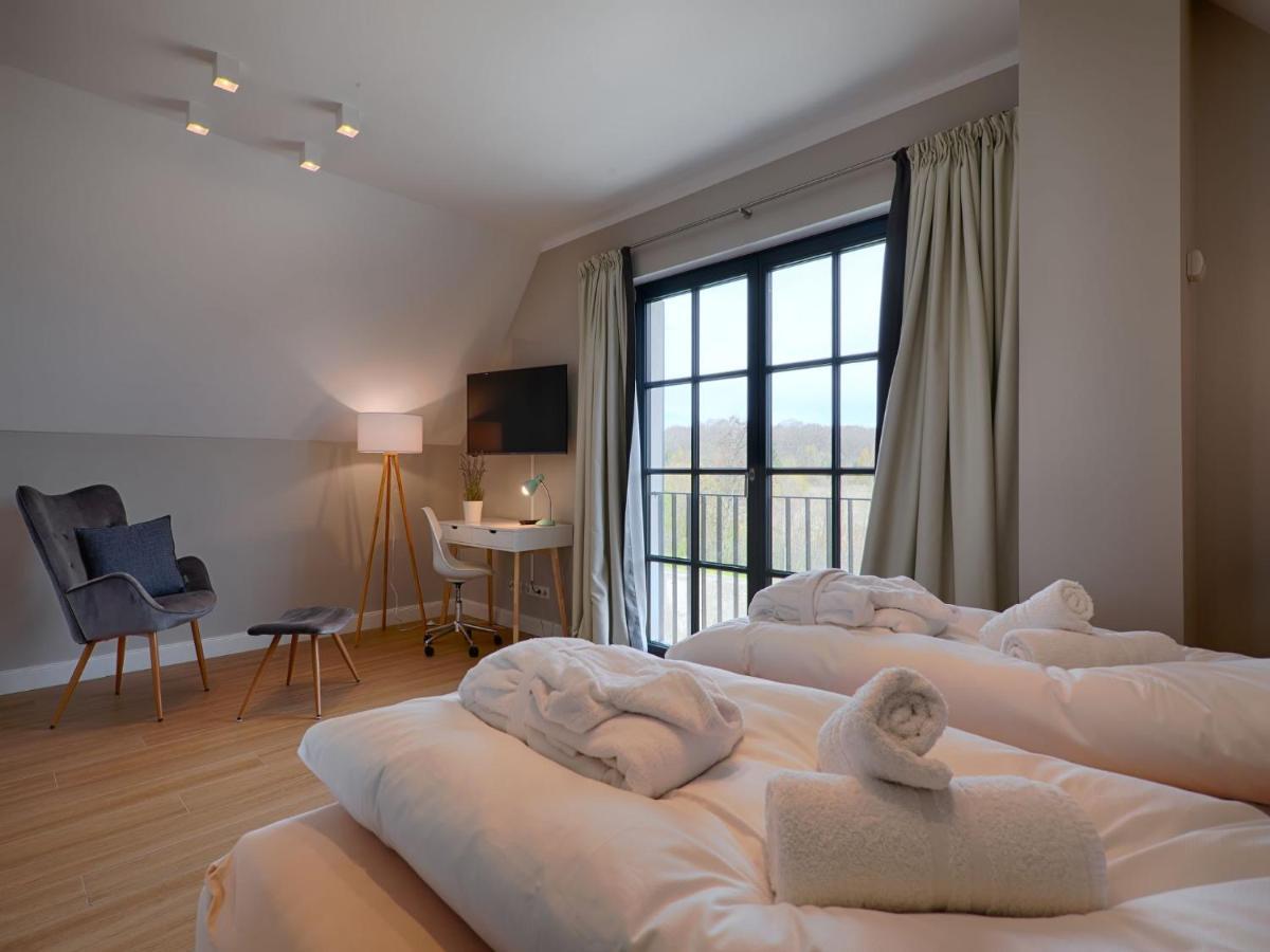 Reetland am Meer - Premium Reetdachvilla mit 3 Schlafzimmern, Sauna und Kamin F27 Dranske Exterior foto