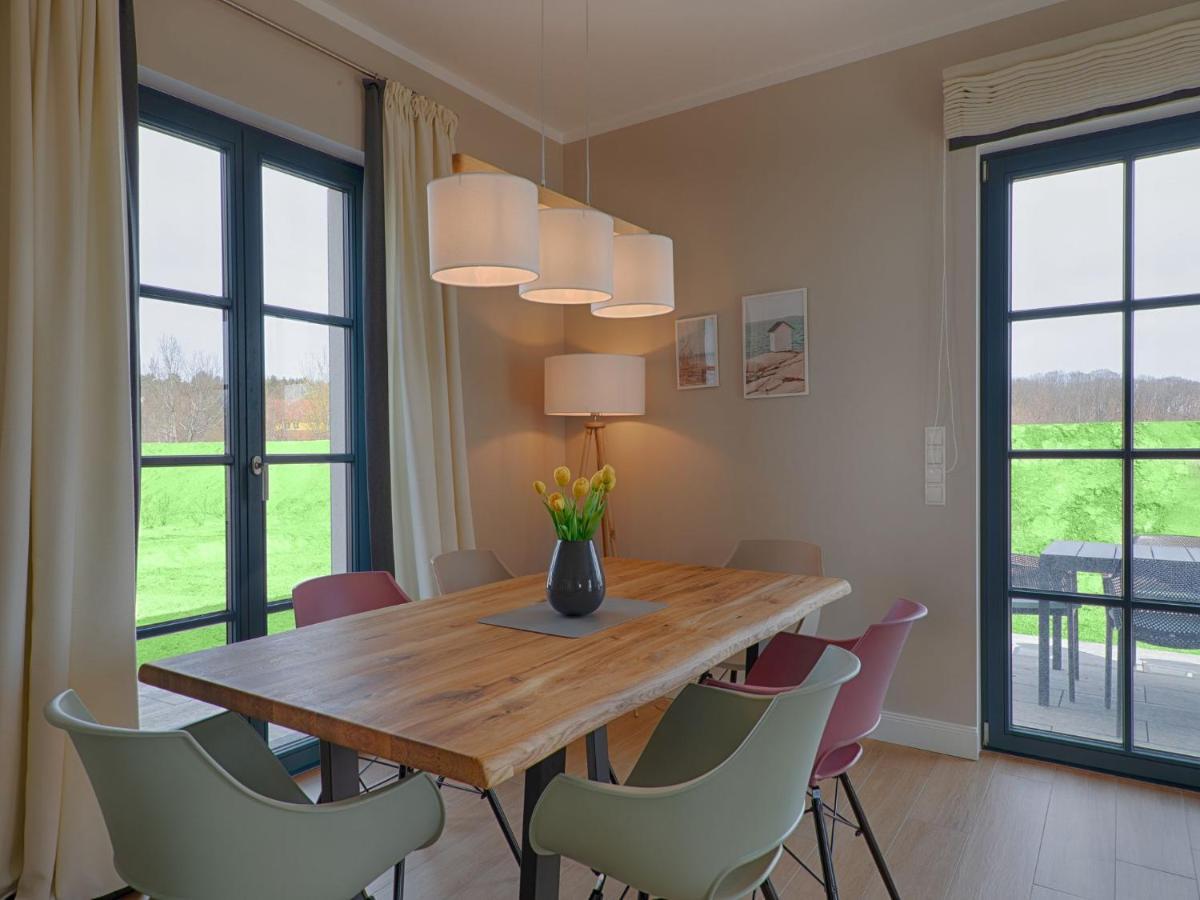 Reetland am Meer - Premium Reetdachvilla mit 3 Schlafzimmern, Sauna und Kamin F27 Dranske Exterior foto