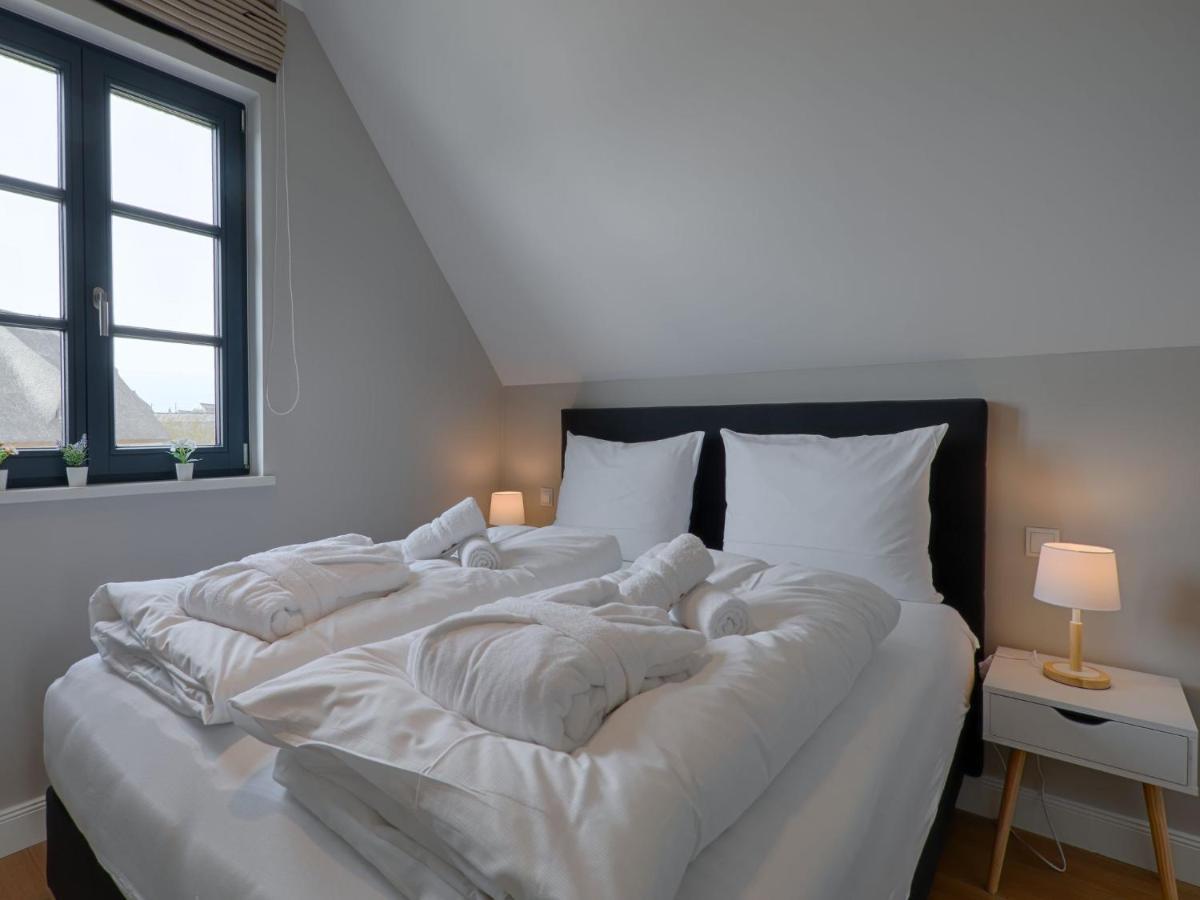 Reetland am Meer - Premium Reetdachvilla mit 3 Schlafzimmern, Sauna und Kamin F27 Dranske Exterior foto
